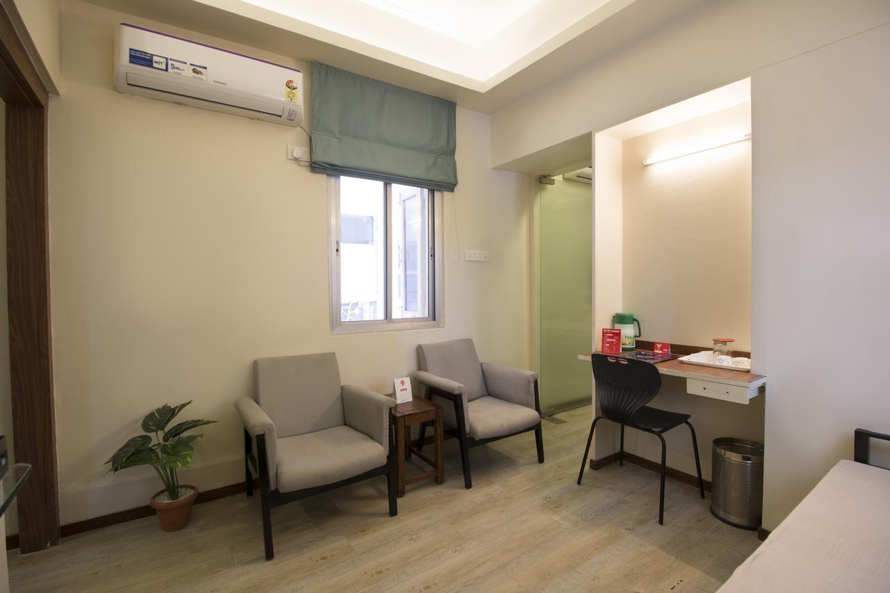Oyo 6429 Hotel Pearl Пюн Екстериор снимка
